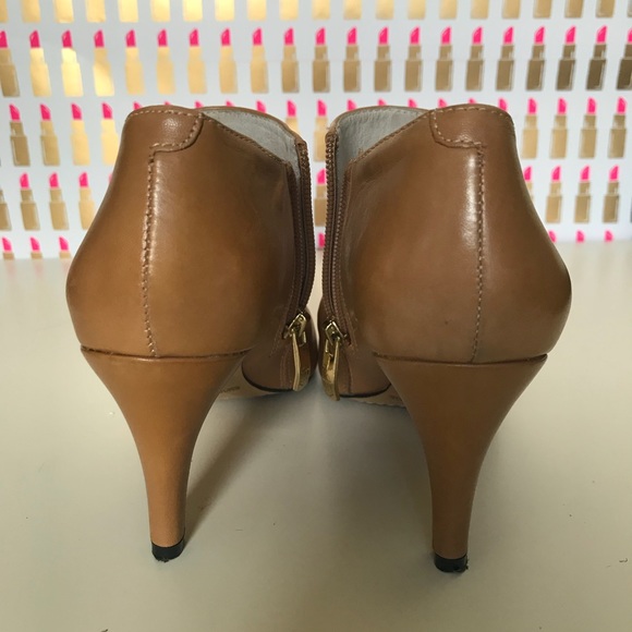 SALE Vince Camuto Elvin Leather Booties - Picture 4 of 5